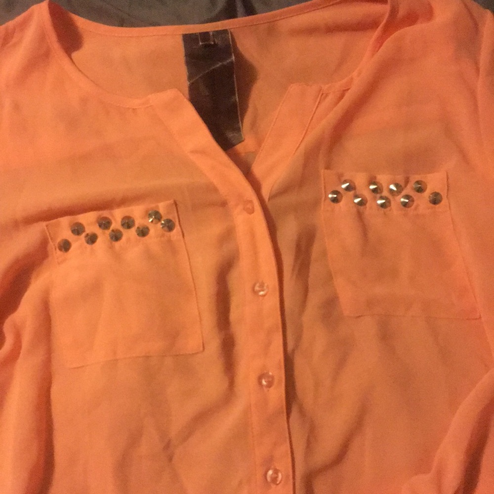 Button down blouse - Picture 3 of 5